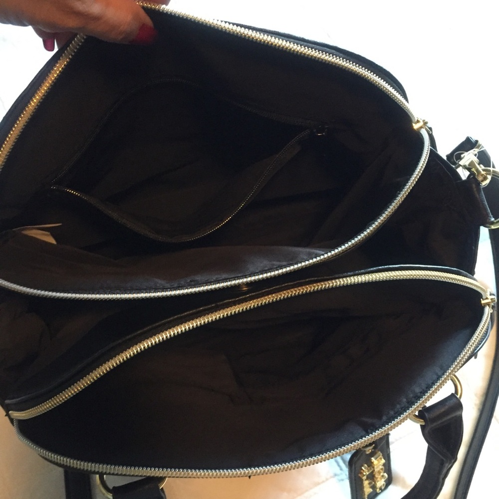 Nicole Miller black hand bag with straps - Picture 4 of 9